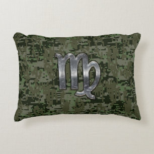 Virgo Zodiac Sign on Green Digital Camo Accent Kussen