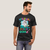 Virtual 9th Grade Rocks Dabbing Unicorn Mask Back T-shirt (Voorkant volledig)