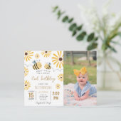 Virtuele 2e verjaardag foto van Gele Bee Zonnebloe Uitnodiging Briefkaart (Staand voorkant)