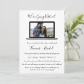 Virtuele bruiloft laptop foto minimalistisch moder kaart (Staand voorkant)