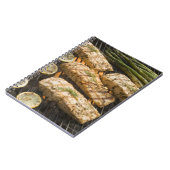 Vis en asperges op grill notitieboek (Linkerzijde)