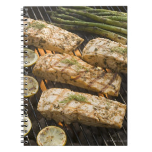 Vis en asperges op grill notitieboek