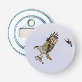 Visarend die door een rode gevleugelde merel button flesopener