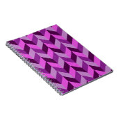 visgraatpatroon in paarse notitieboek (Rechterzijde)