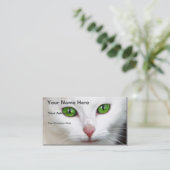 Visitekaartje van groene gekleurde witte kat (Staand voorkant)