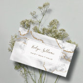 visitekaartje van witte en goudmage