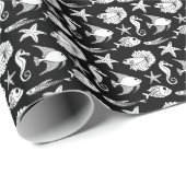 Vismotief: zwart wit patroon. cadeaupapier (Rol Hoek)