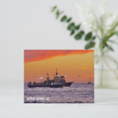Vissende boot bij zonsondergang - Venice Beach, CA Briefkaart (Staand voorkant)