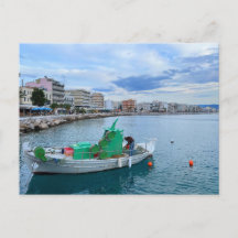 Vissende boot in Harbour Corinth Greece