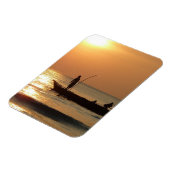 Vissende boot op zonsondergang magneet (Linkerzijde)