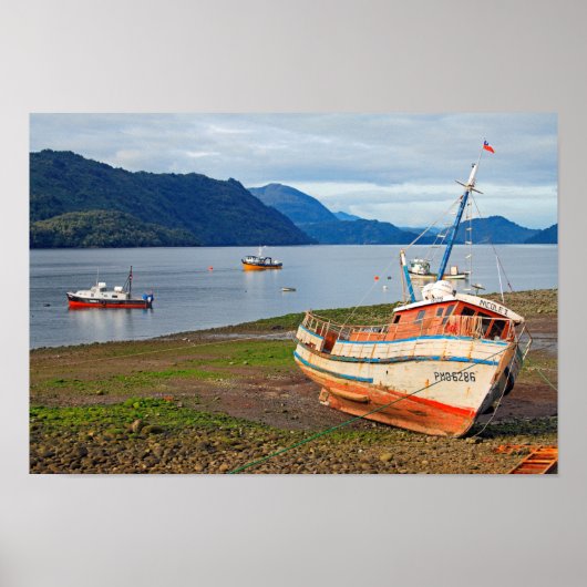 Vissende boten, Hornopiren, Chili Poster (Voorkant)