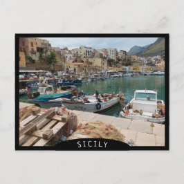 Vissende boten in de haven van Castellammare del G Briefkaart