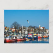 Vissende boten in Warnemuende Briefkaart (Voorkant)