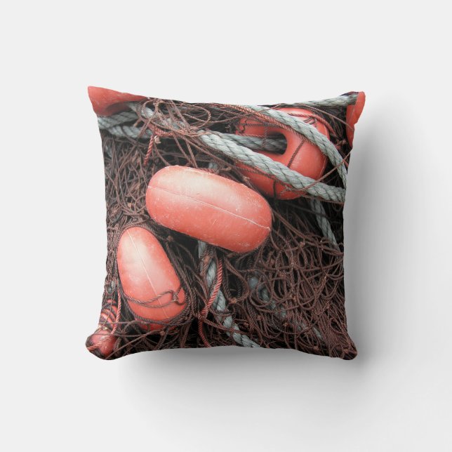 Vissende netten, drijvers en touw op de haven kussen (Voorkant)