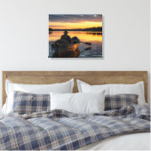 Visser in een houten roeiboot canvas afdruk (Insitu (Slaapkamer))