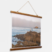 Vissers op rotsachtige kust hangend wandkleed (Gebogen)