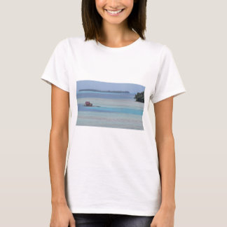 Vissershuisje op prachtige Raiatea T-shirt