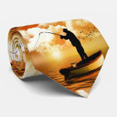 Vist vissers in het schip op zonsondergang stropdas (Opgerold)