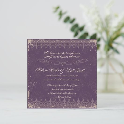 Vitage eggplant damask bruiloft uitnodiging (Staand voorkant)