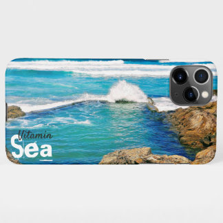 Vitamine-Zee, turquoise-golven met splash iPhone 11Pro Max Hoesje