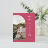 Viva Magenta Boho Arch Photo QR Code Save the Date Briefkaart (Staand voorkant)