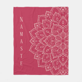 Viva Magenta en Bleek Dogwood Namaste Mandala Fleece Deken