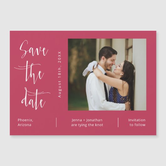 Viva Magenta minimalist Save the Date Photo Magnet Magnetische Uitnodiging (Voorkant)
