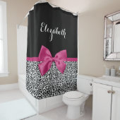 Vivacious Donkerroze lintlintafdruk met naam Douchegordijn (In situ)