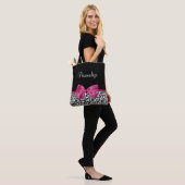 Vivacious Donkerroze lintlintafdruk met naam Tote Bag (Op model)