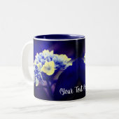 Vivid Blue Hydrangea Flower Personalized Tweekleurige Koffiemok (Voorkant links)
