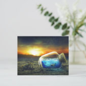 Vivid Sunset Beach Crab/Zee Life in flesje Surreal Briefkaart (Staand voorkant)