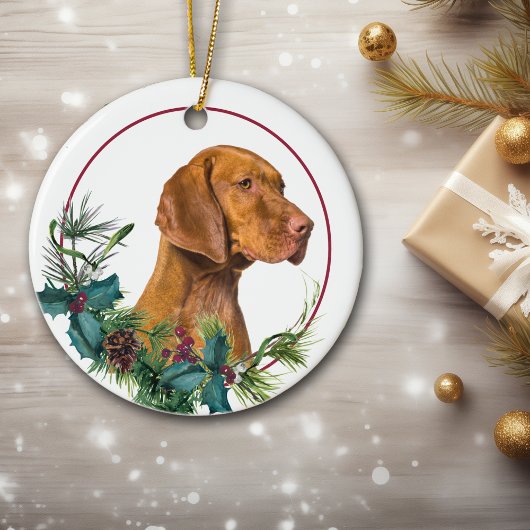 Vizsla Dog Evergreen Berry Wreath Keramisch Ornament