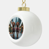 Vizsla Dogs Christmas Snow Holiday Keramische Bal Ornament (Rechts)