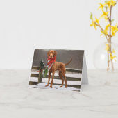 Vizsla Hond in Sneeuw Kerstmis Kaart (Gele Bloem)