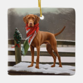 Vizsla Hond in Sneeuw Kerstmis Keramisch Ornament (Voorkant)