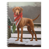 Vizsla Hond in Sneeuw Kerstmis Notitieboek (Voorkant)