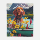 Vizsla on a Paddle: A Scenic Adventure Fleece Deken (Voorkant)