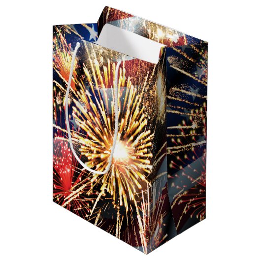 Vlag en vuurwerk van de Verenigde Staten Medium Cadeauzakje (Voorkant Gekanteld)