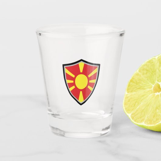 vlag Noord-Macedonië Shot Glas (Voorkant)