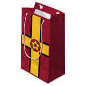 Vlag op Northamptonshire Small Gift Bag Klein Cadeauzakje (Voorkant Gekanteld)