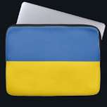 Vlag van Button Oekraïne Laptop Sleeve<br><div class="desc">De vlag van Oekraïne is een spandoek van twee even grote horizontale banden van blauw en geel. Bovenaan staat de hemel en de geel staat voor tarwe. De nationale vlag van Oekraïne</div>