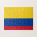 Vlag van Colombia, Republiek Colombia Legpuzzel<br><div class="desc">Colombia, officieel de Republiek Colombia, is een land in het noordwesten van Zuid-Amerika, dat door Panama aan het noordwesten is grenst; in het oosten door Venezuela en Brazilië; in het zuiden door Ecuador en Peru; en het deelt maritieme grenzen met Costa Rica, Nicaragua, Honduras, Jamaica, de Dominicaanse Republiek en Haïti....</div>