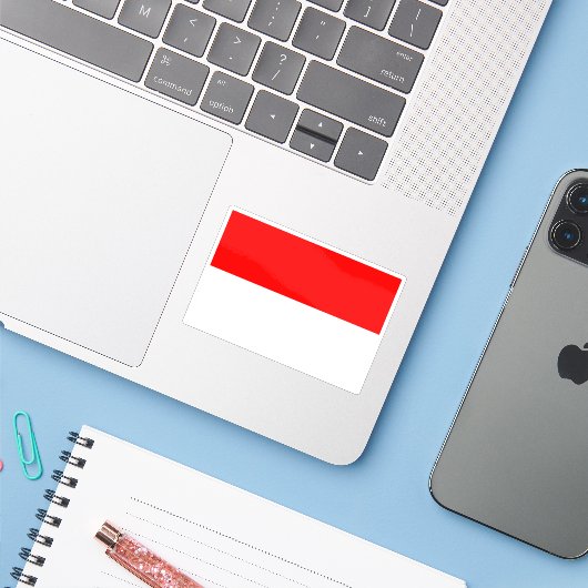 Vlag van de Republiek Indonesië Sticker (Laptop met iPhone)