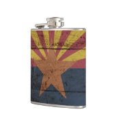 Vlag van de staat Arizona op de oude houten korrel Heupfles (Links)