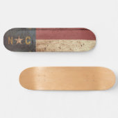Vlag van de staat North Carolina op de oude houten Skateboard (Horizontaal)