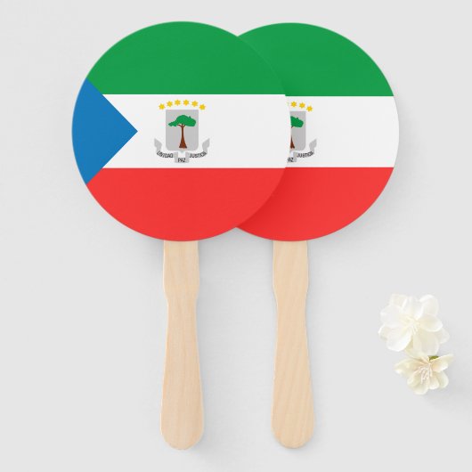 vlag van Equatoriaal-Guinea Handwaaier (Voorkant en achterkant)