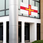 Vlag van Guernsey Spandoek (Buitenkant Gebouw)