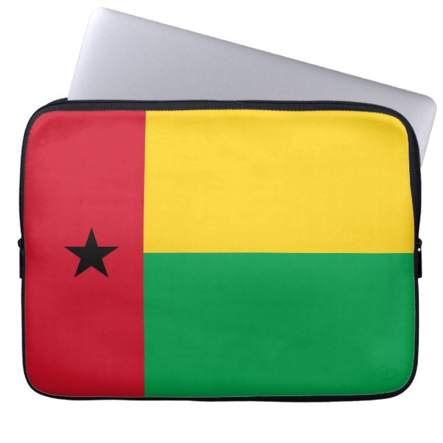 vlag van Guinee-Bissau Laptop Sleeve (Voorkant)