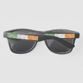 Vlag van Ierland met shamrockpatroon Zonnebrillen (Achterkant)