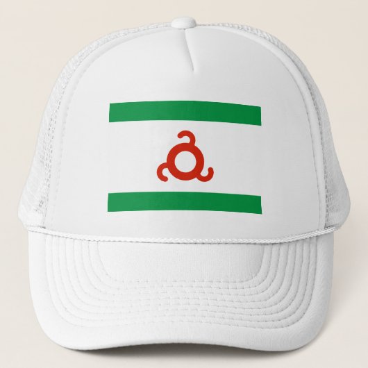 Vlag van Ingoesjetië Trucker Pet (Voorkant)